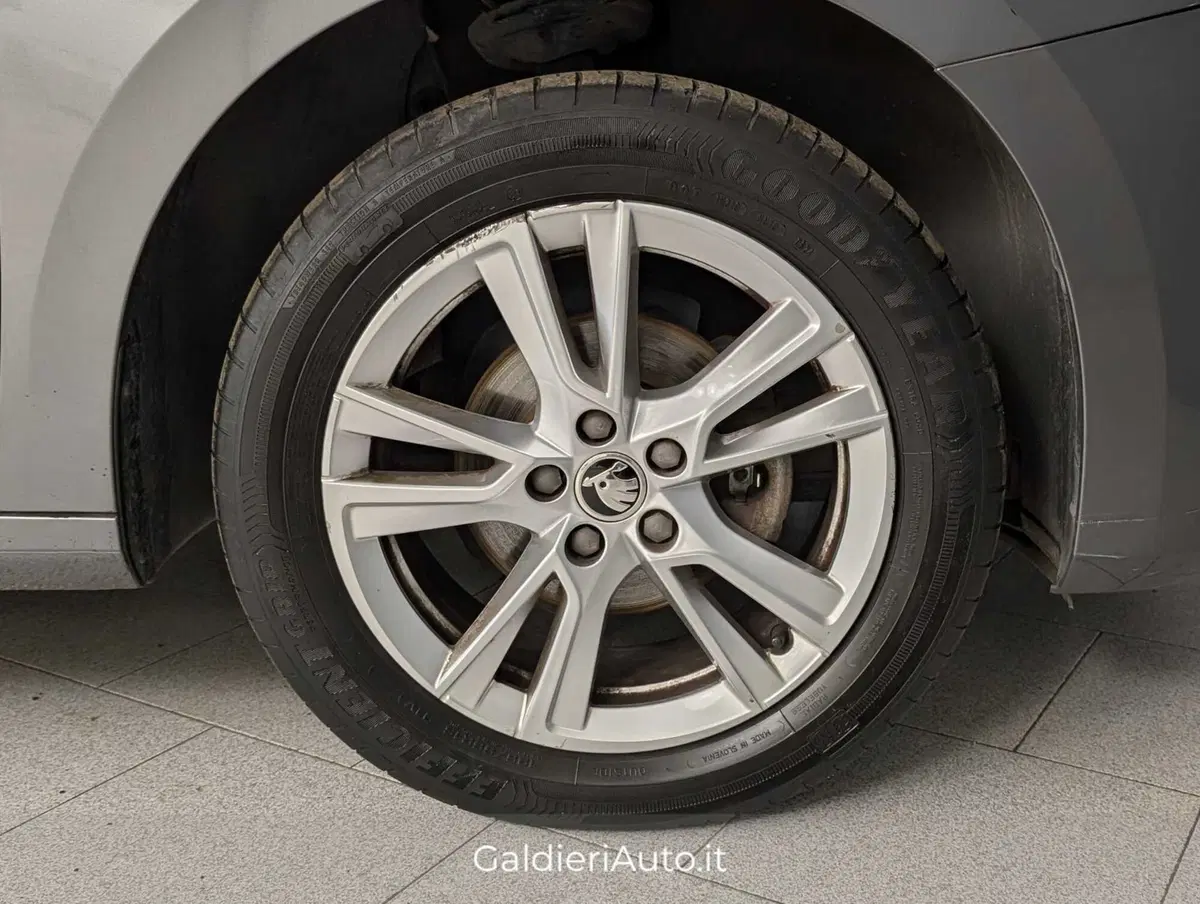 Skoda Fabia usata a Salerno (11)
