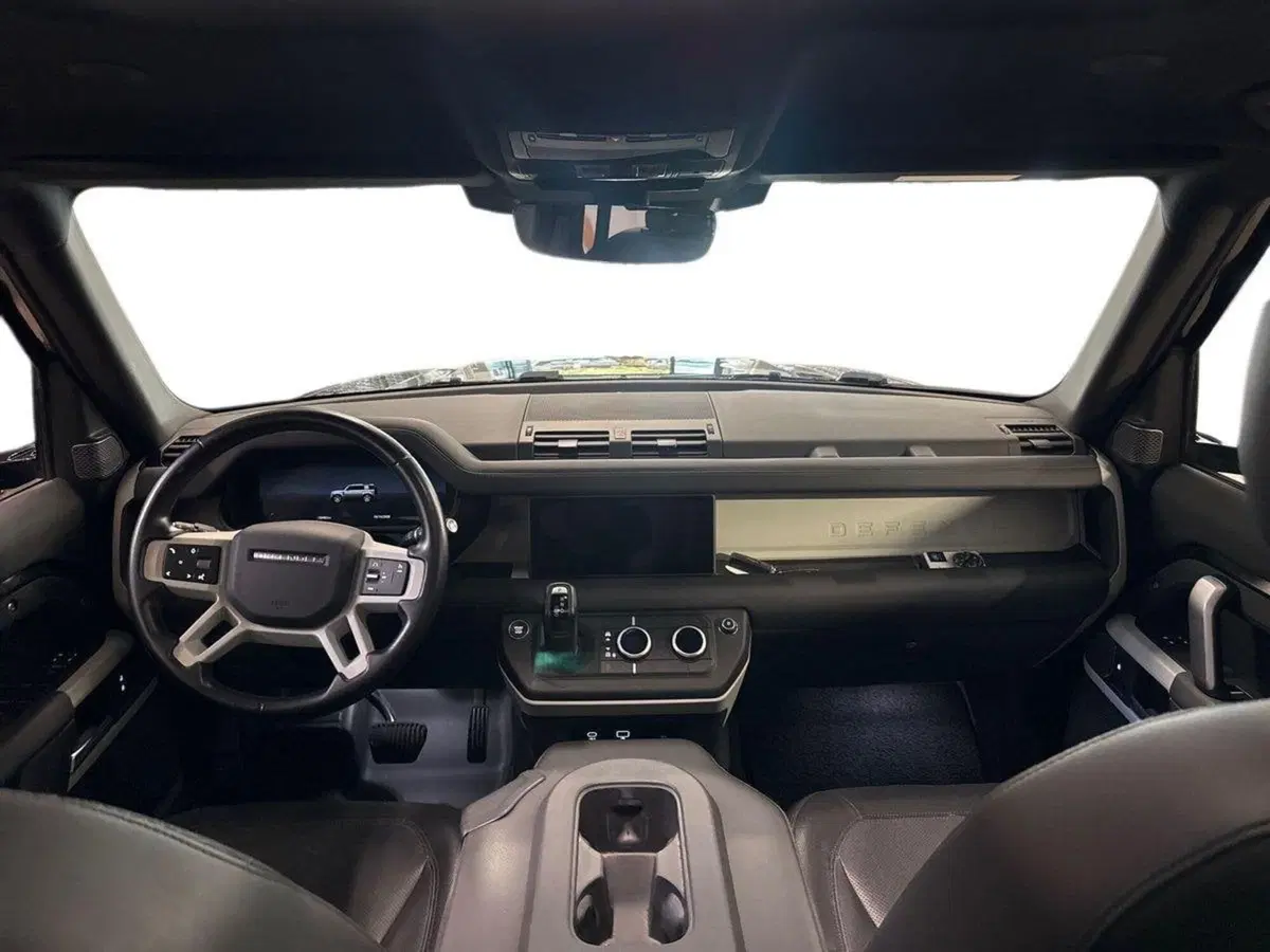 Land Rover Defender usata a Prato (11)