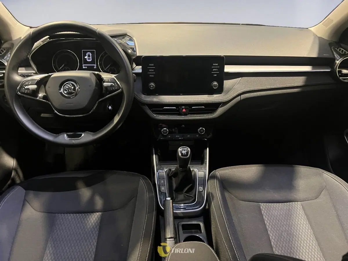 Skoda Fabia usata a Milano (13)