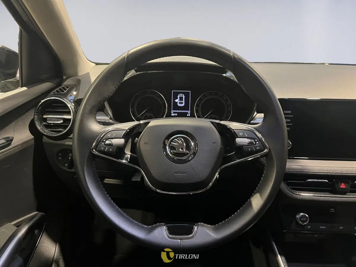 Skoda Fabia usata a Milano (14)