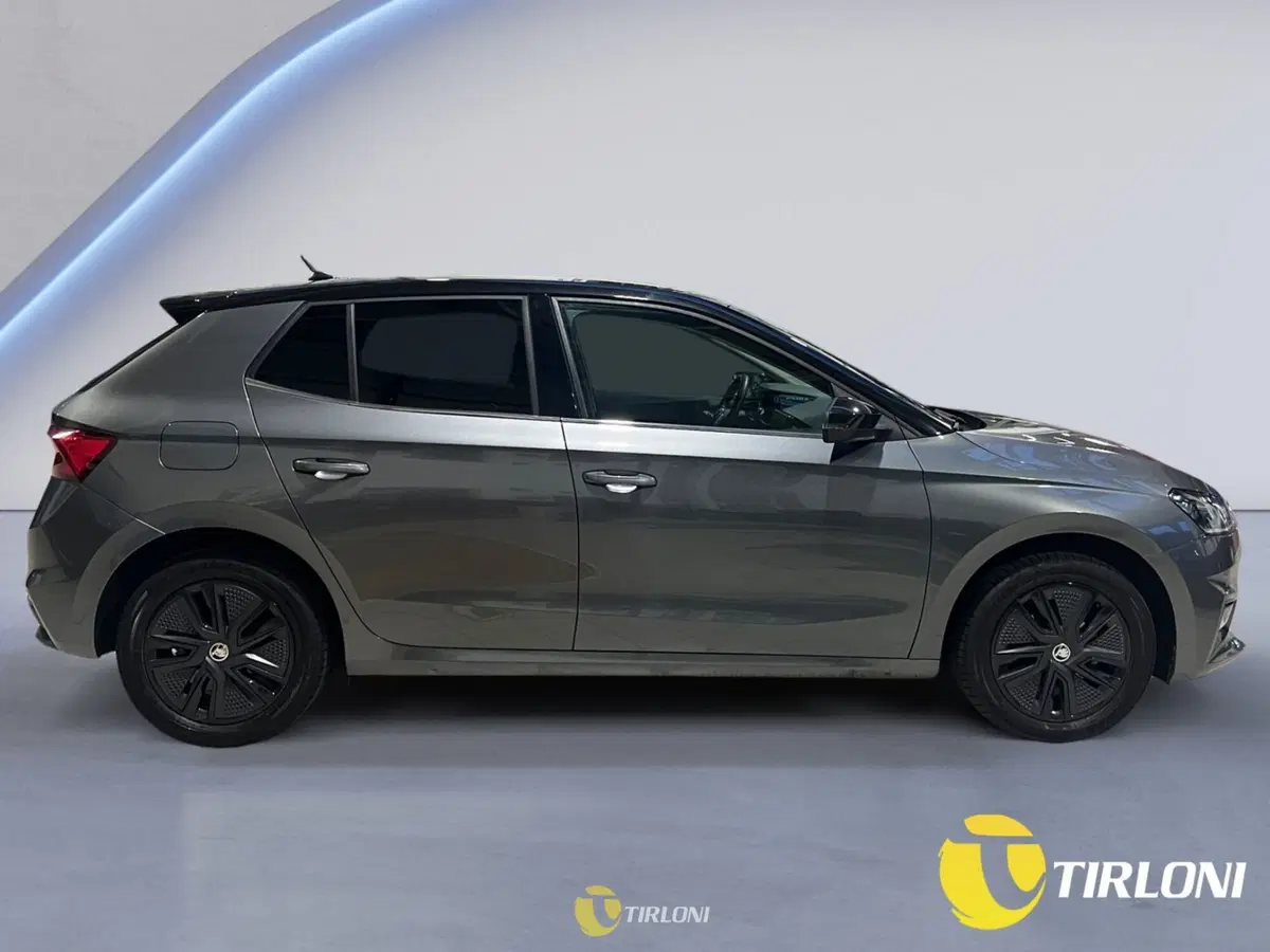 Skoda Fabia usata a Milano (8)
