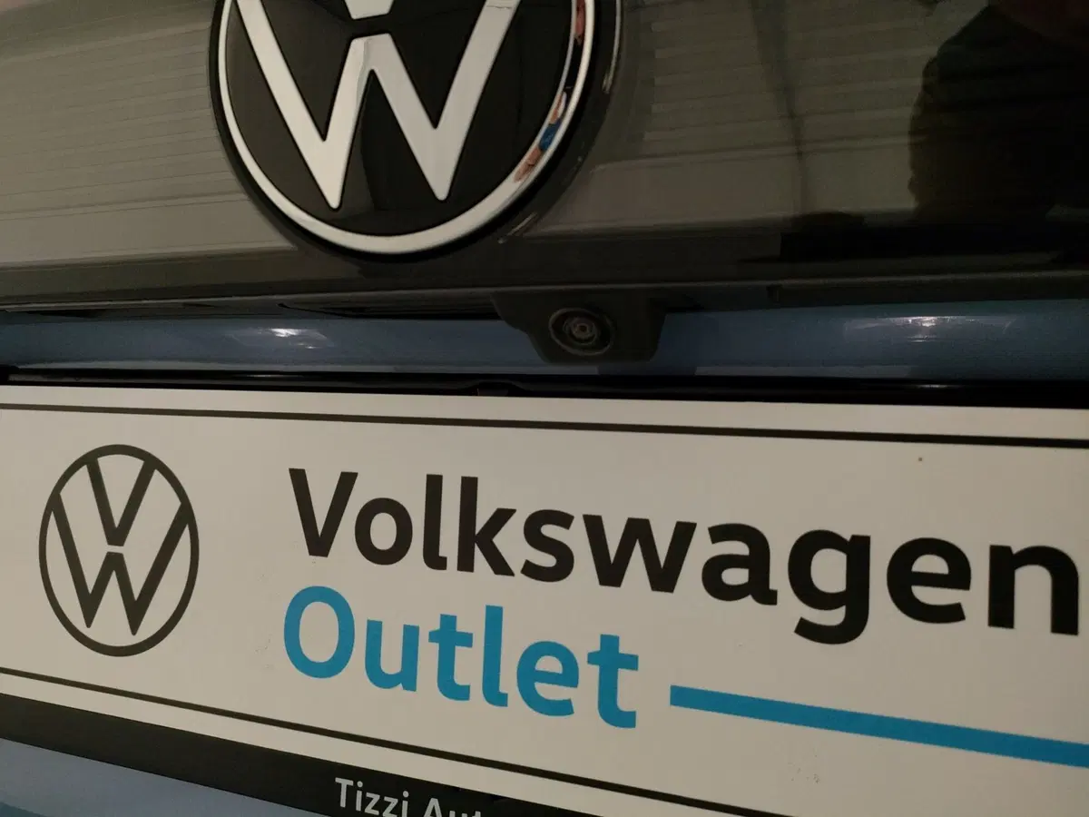 Volkswagen T-Cross nuova a Arezzo (12)