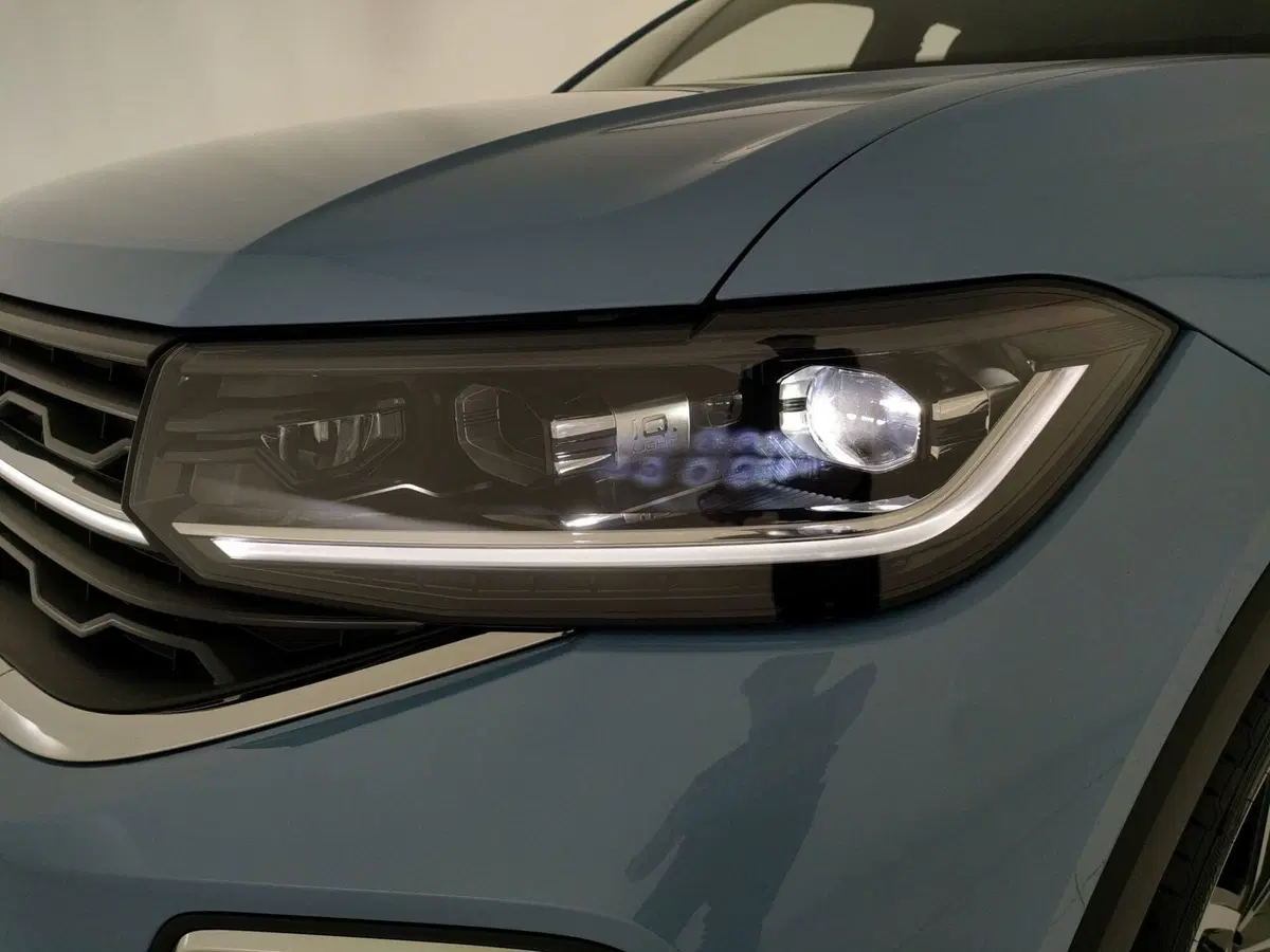 Volkswagen T-Cross nuova a Arezzo (8)