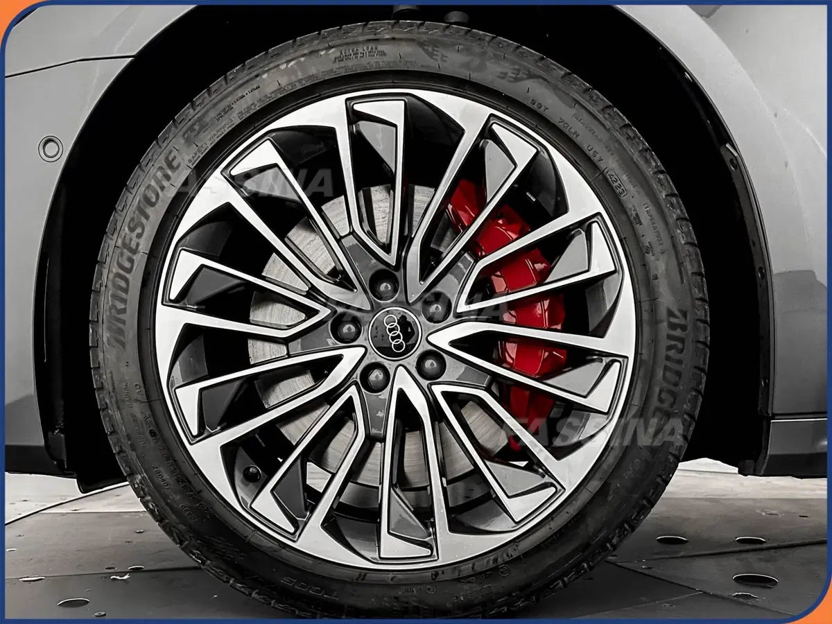 Audi A7 Sportback usata a Milano (7)
