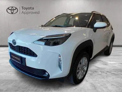 Toyota Yaris Cross 1.5h GR Sport Black Sky fwd 116cv e-cvt del 2026 usata a Cagliari