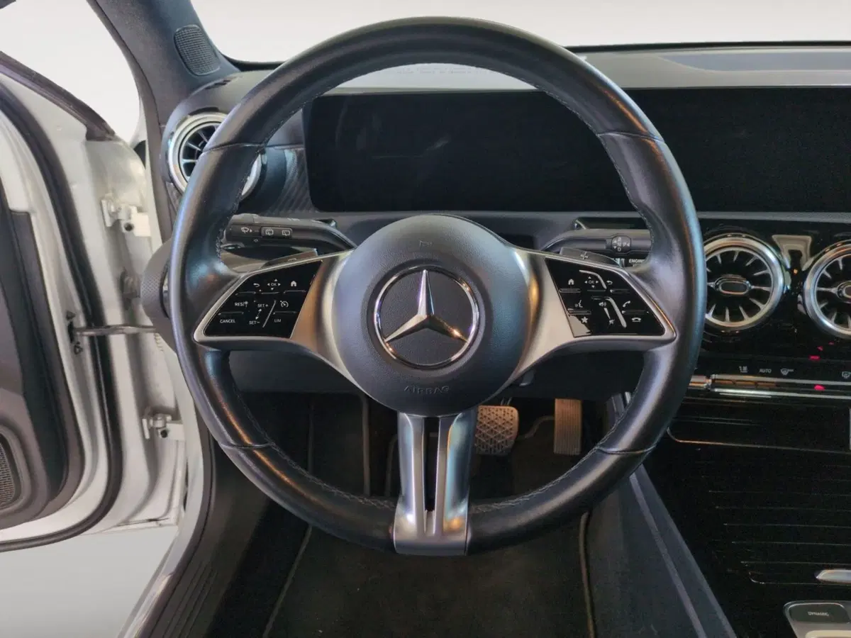 Mercedes-Benz Classe A usata a Agrigento (11)