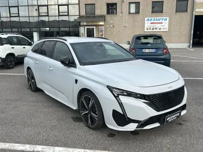Peugeot 308 SW 1.2 hybrid Active Pack 136cv e-dcs 6 del 2025 usata a Verdello