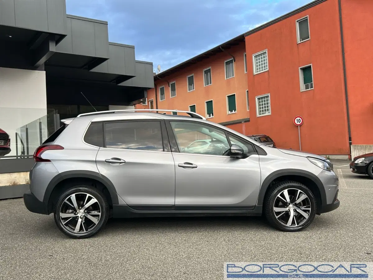 Peugeot 2008 usata a Vercelli (8)