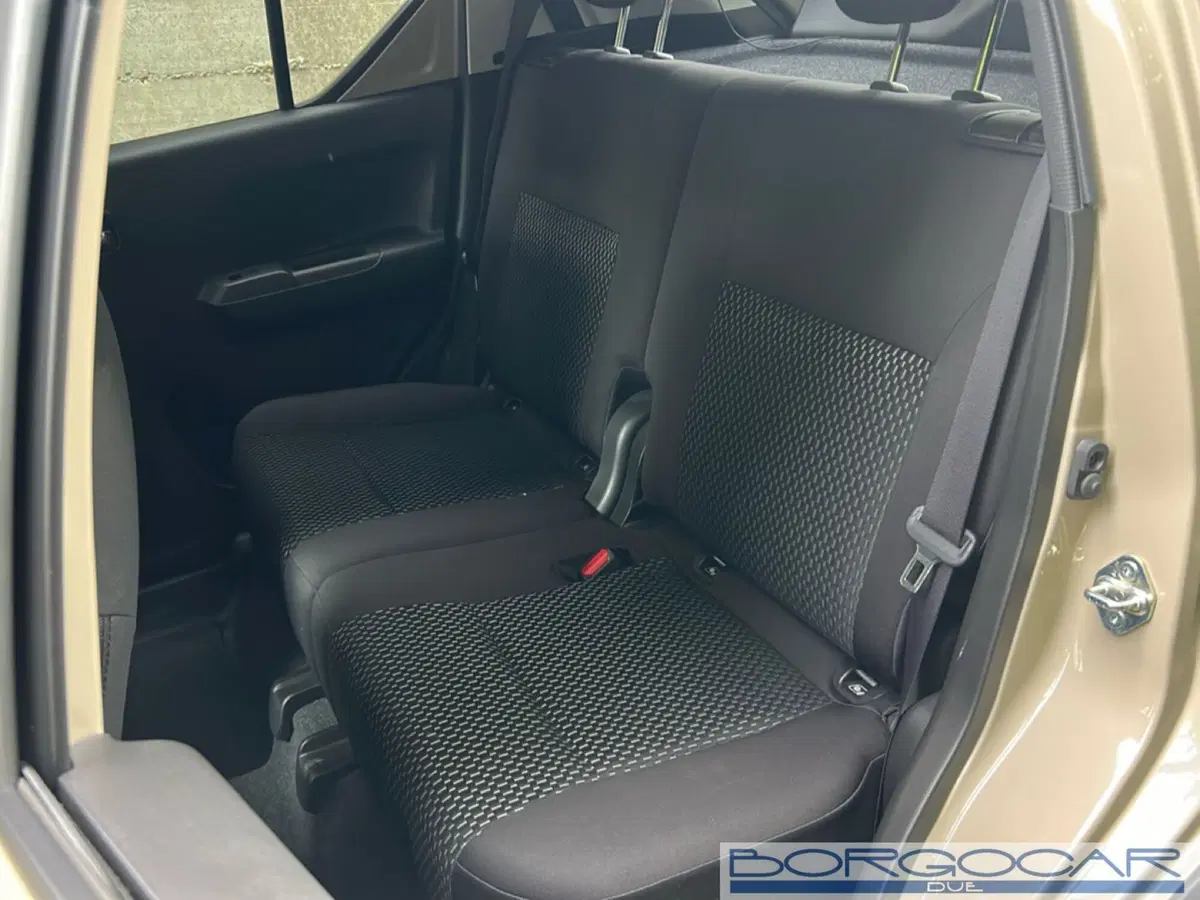 Suzuki Ignis usata a Vercelli (15)