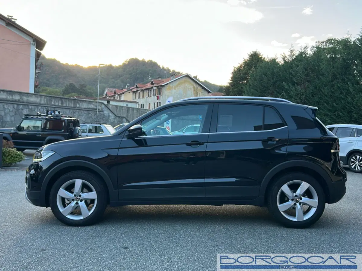 Volkswagen T-Cross usata a Vercelli (4)