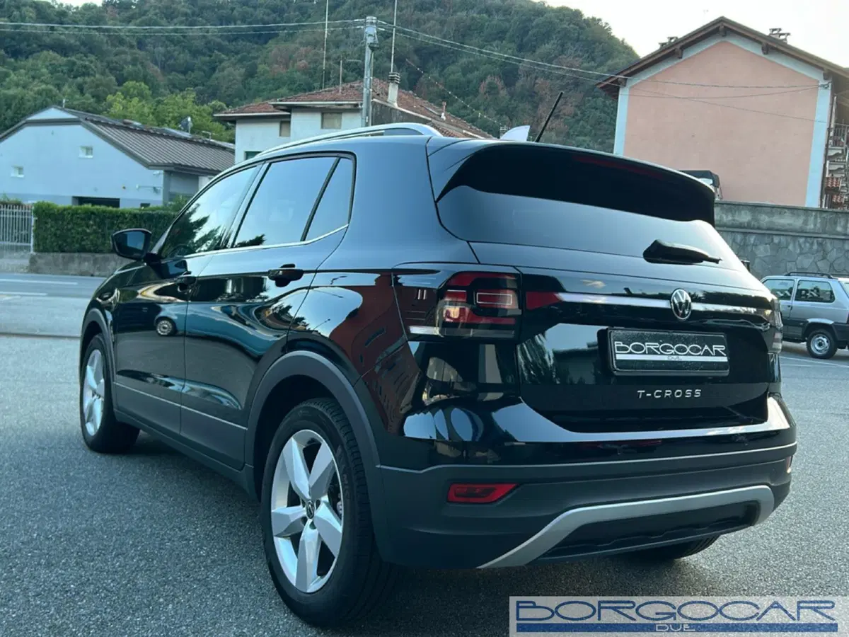 Volkswagen T-Cross usata a Vercelli (5)