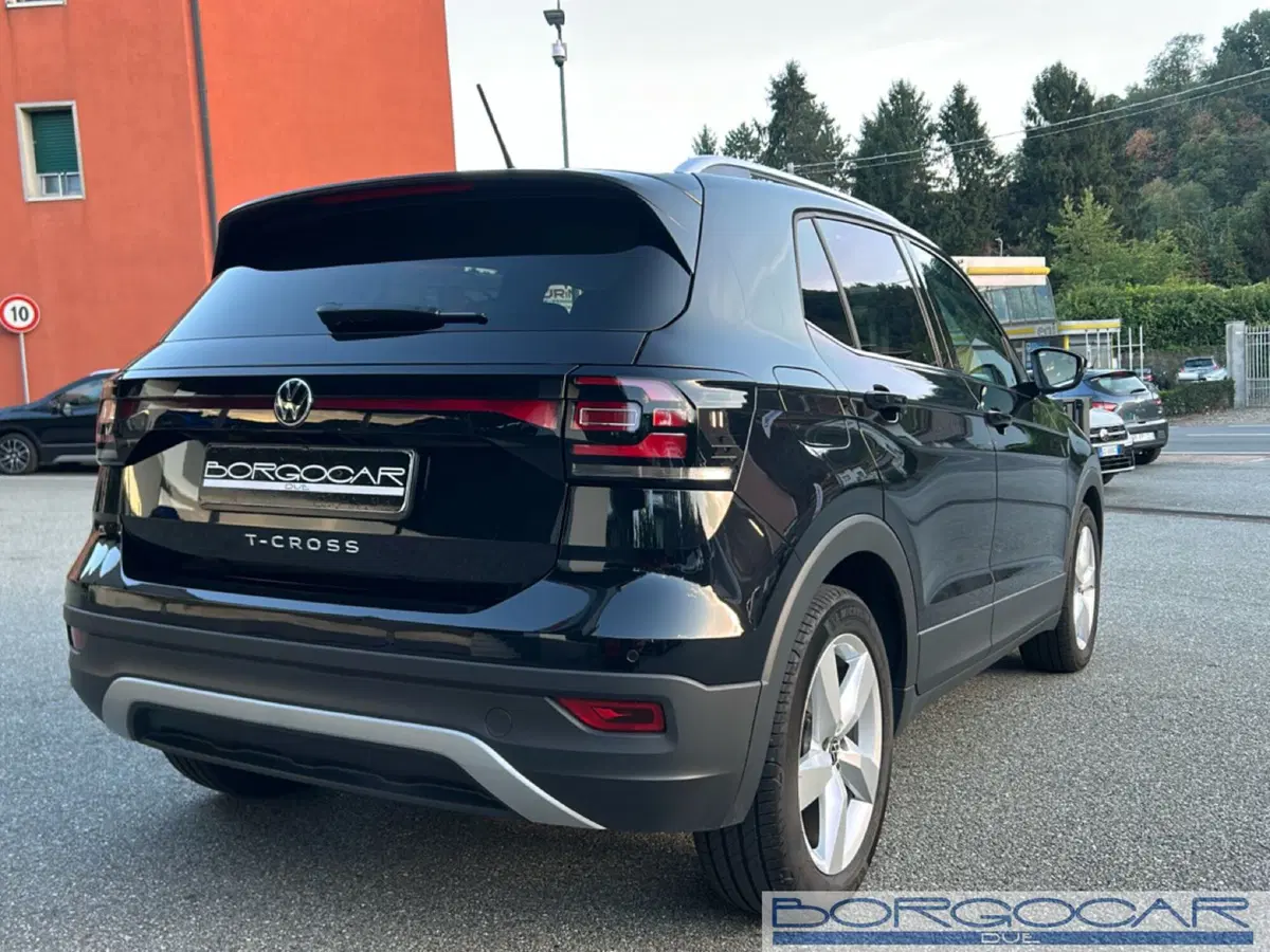 Volkswagen T-Cross usata a Vercelli (7)