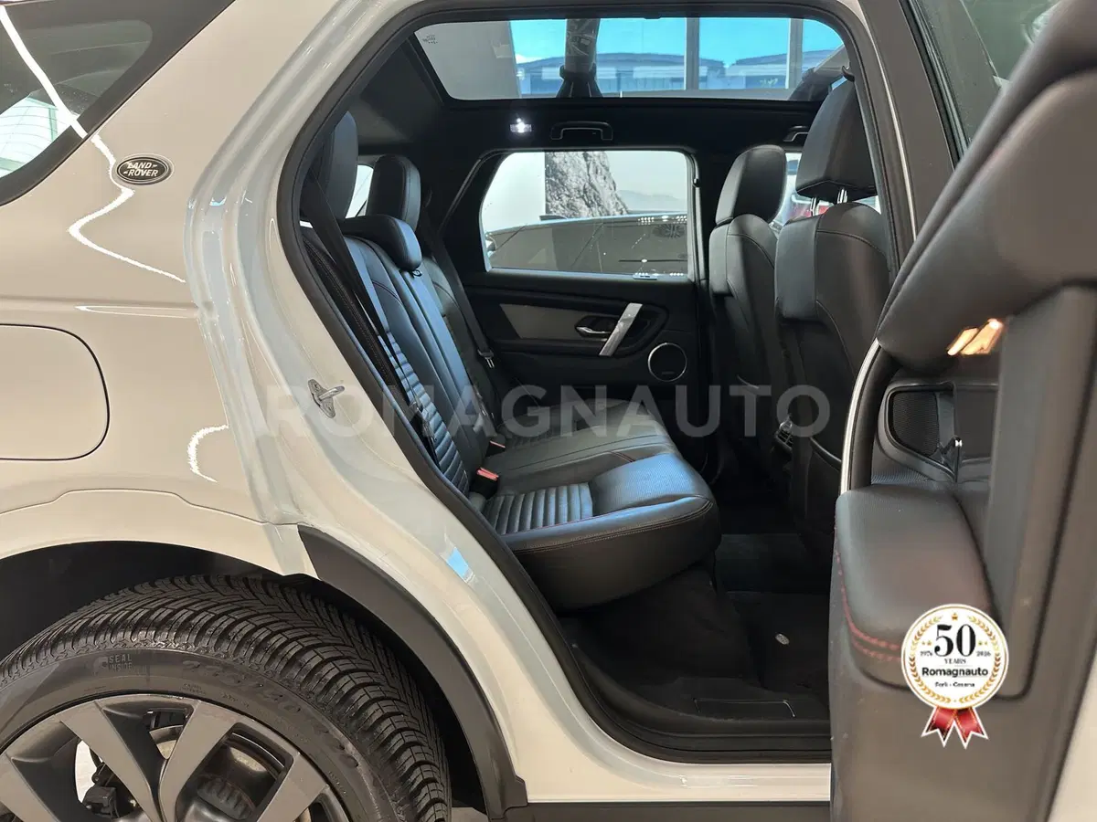 Land Rover Discovery Sport usata a Forlì-Cesena (11)