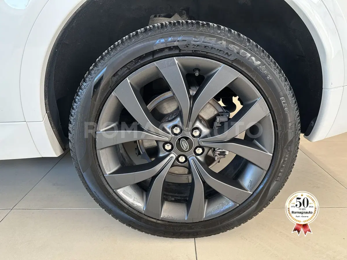 Land Rover Discovery Sport usata a Forlì-Cesena (9)