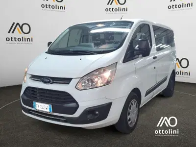 Ford Transit Custom Furgone 310 2.0 TDCi 130 PC Combi Entry del 2017 usata a Cagliari