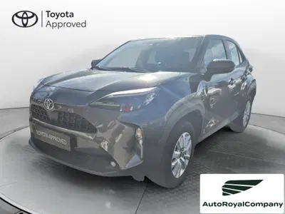 Toyota Yaris Cross 1.5h GR Sport Black Sky fwd 116cv e-cvt del 2022 usata a Roma