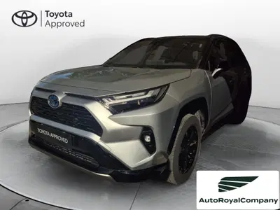 Toyota Rav4 vvt-ie h Style 2wd 218cv e-cvt del 2023 usata a Roma