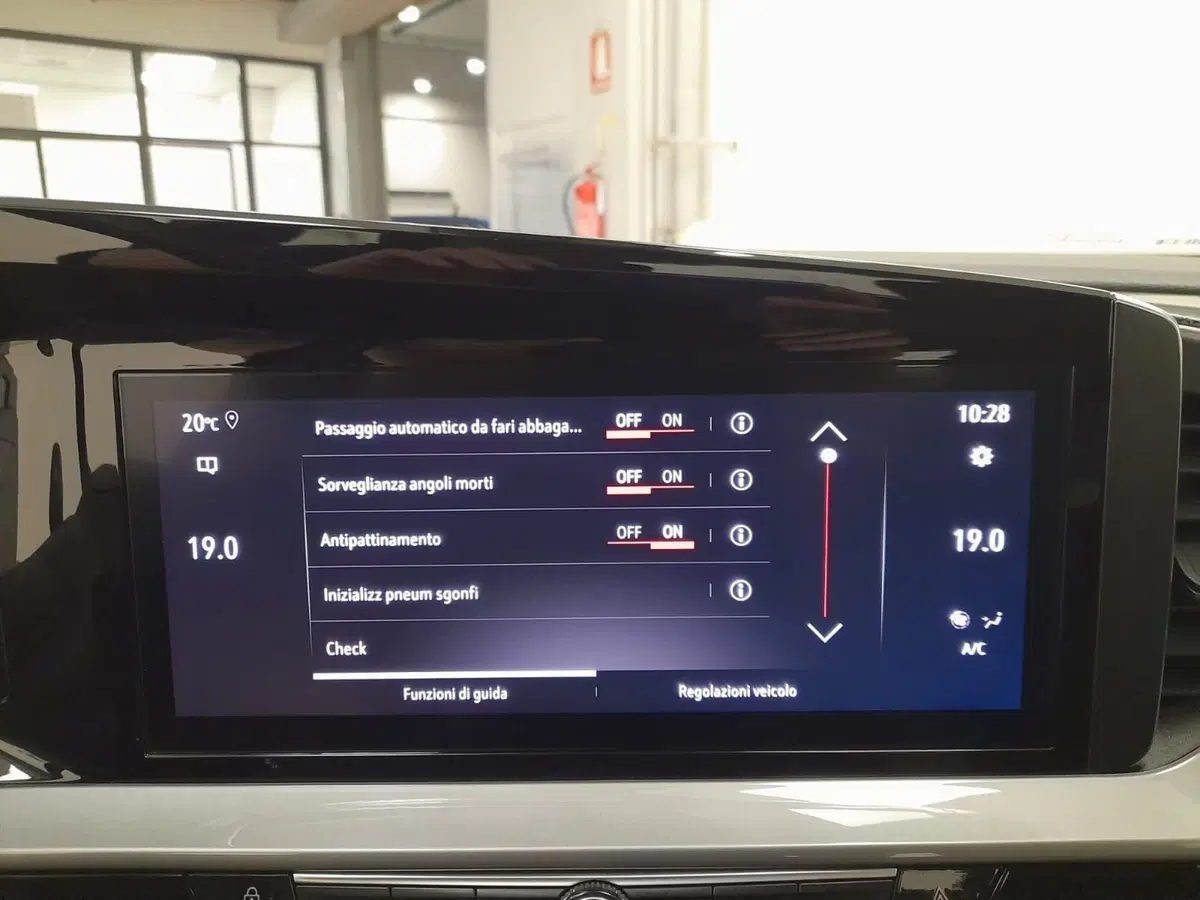 Opel Mokka usata a Alessandria (14)