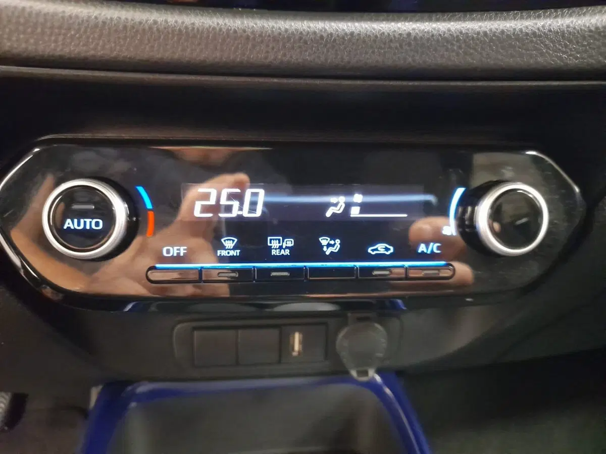 Toyota Aygo X usata a Alessandria (18)