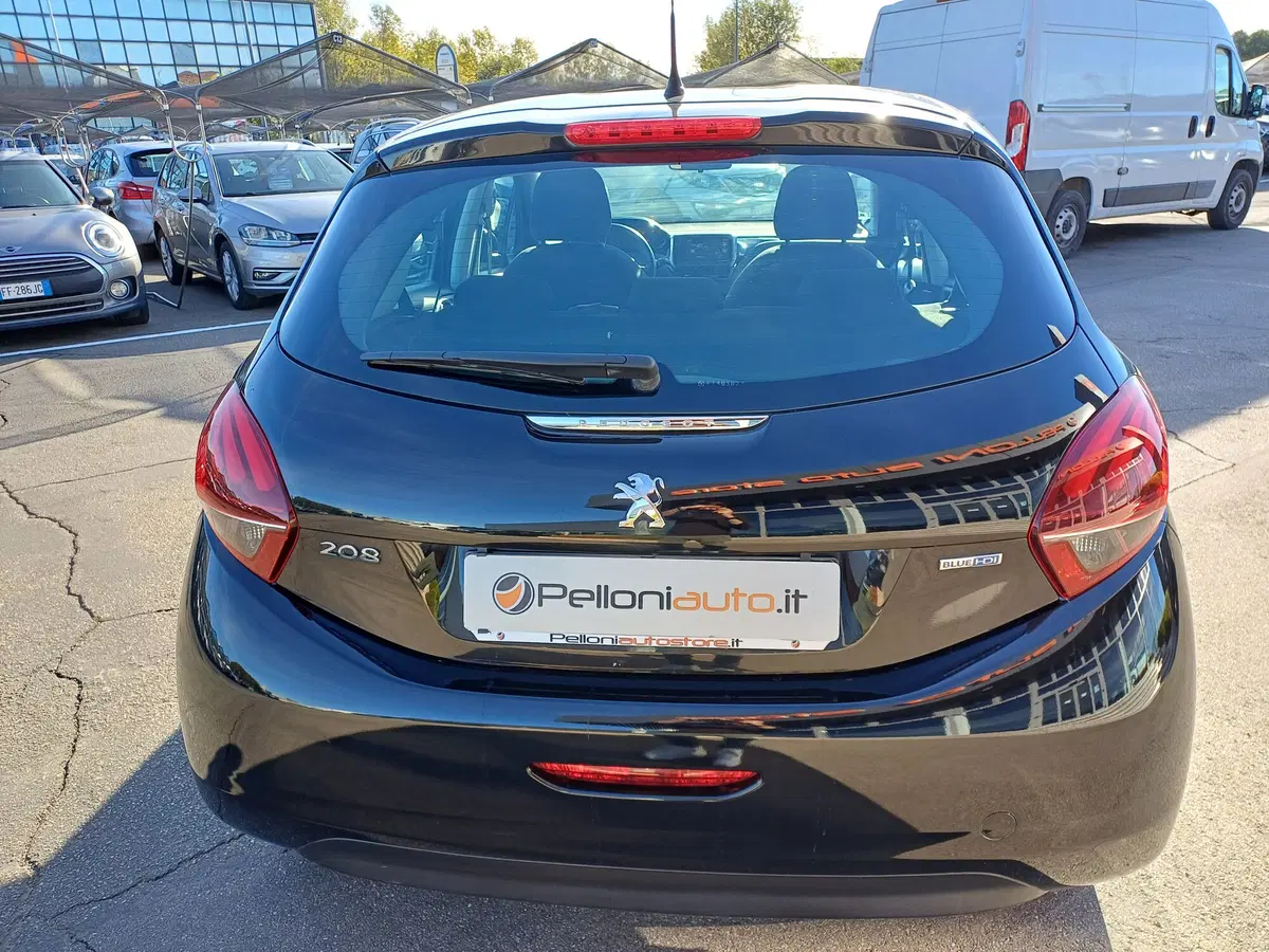 Peugeot 208 usata a Modena (8)