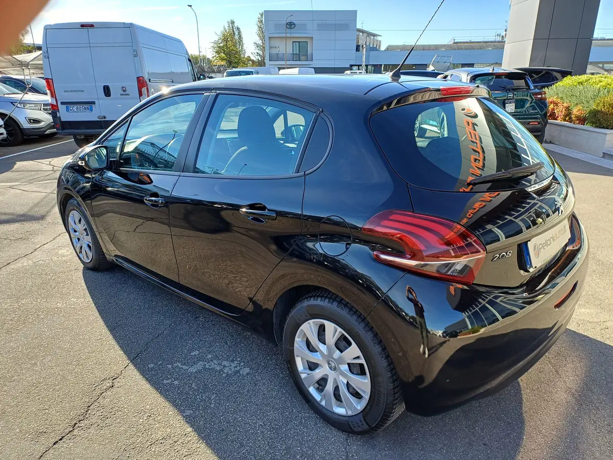 Peugeot 208 usata a Modena (9)