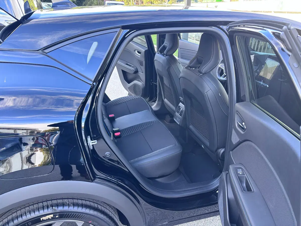 Renault Captur nuova a Ancona (12)