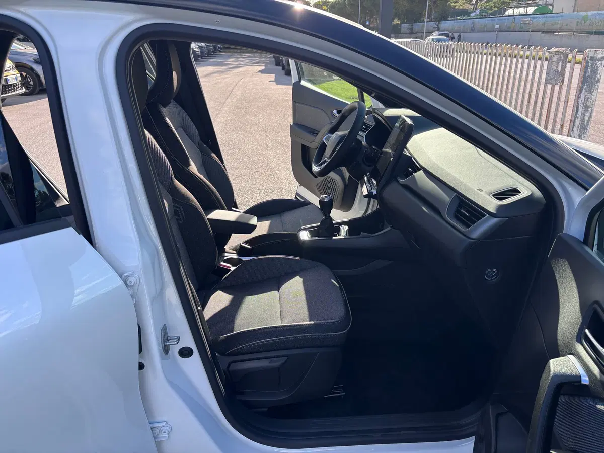 Renault Captur nuova a Ancona (13)