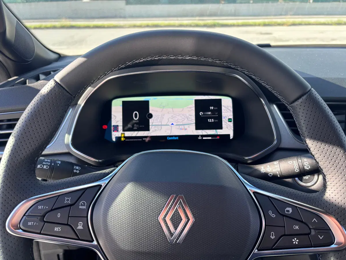 Renault Captur nuova a Ancona (16)