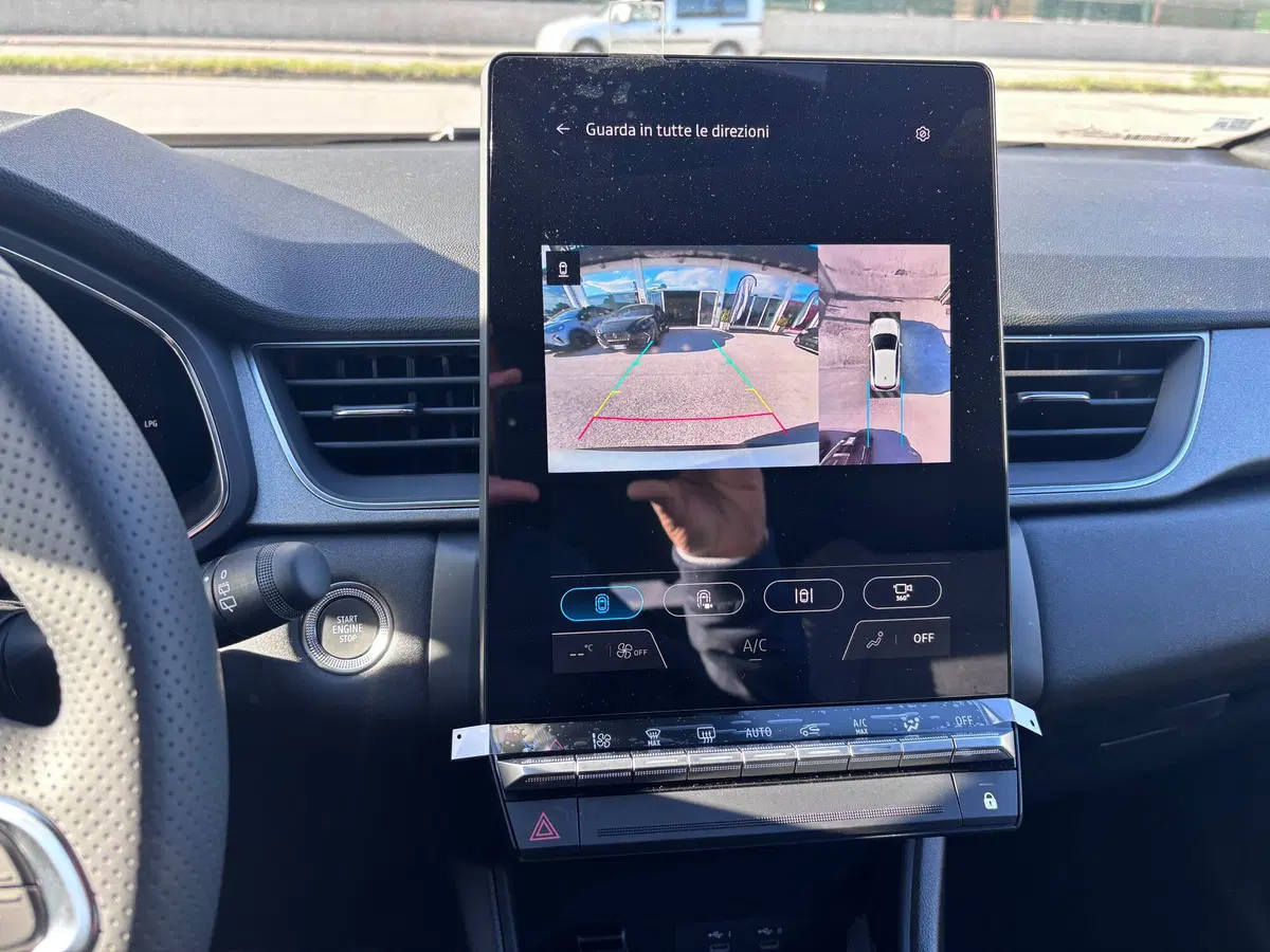 Renault Captur nuova a Ancona (18)