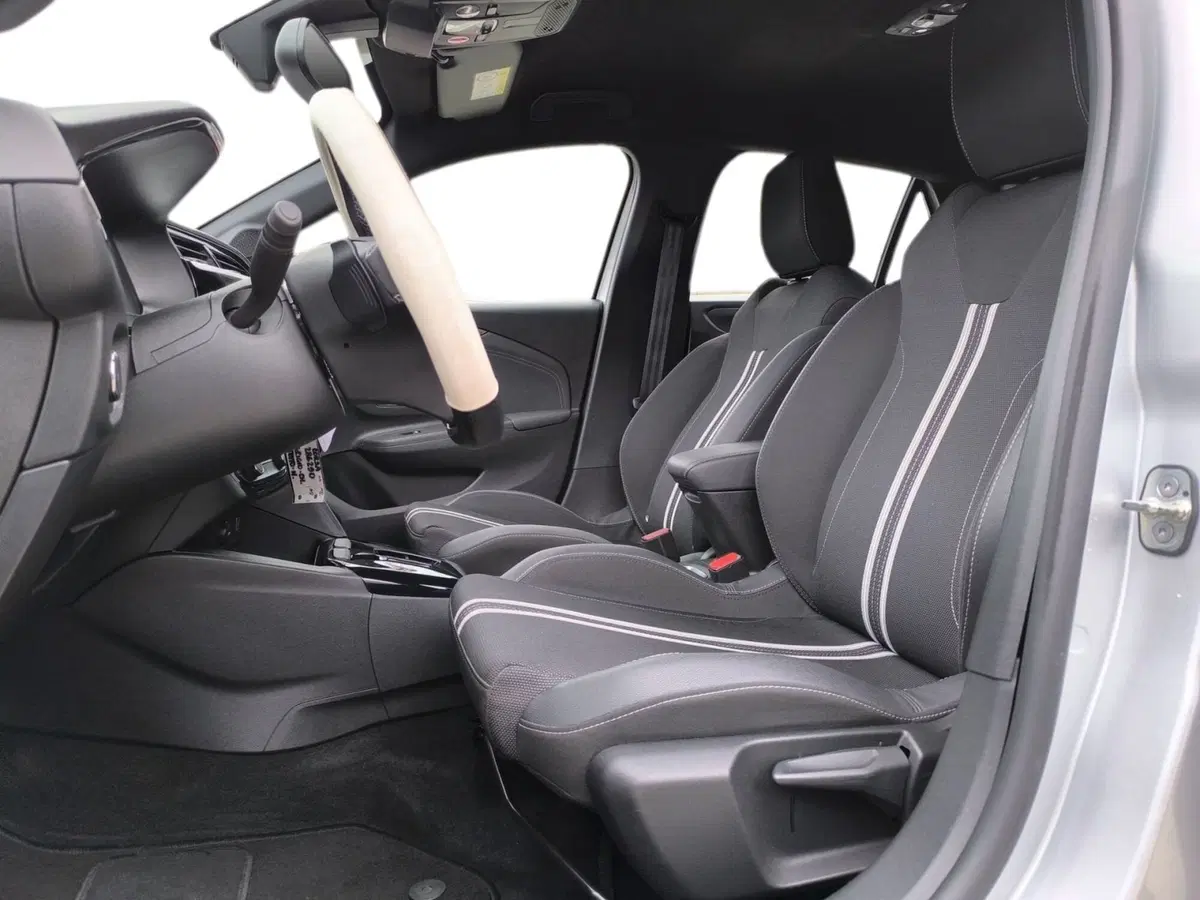 Opel Corsa usata a Udine (8)