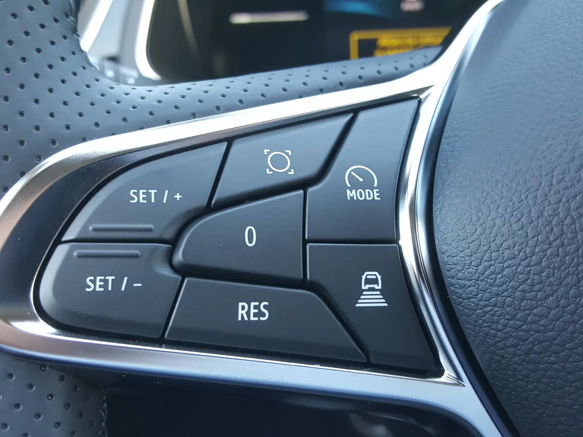 Mitsubishi Grandis nuova a L'Aquila (11)