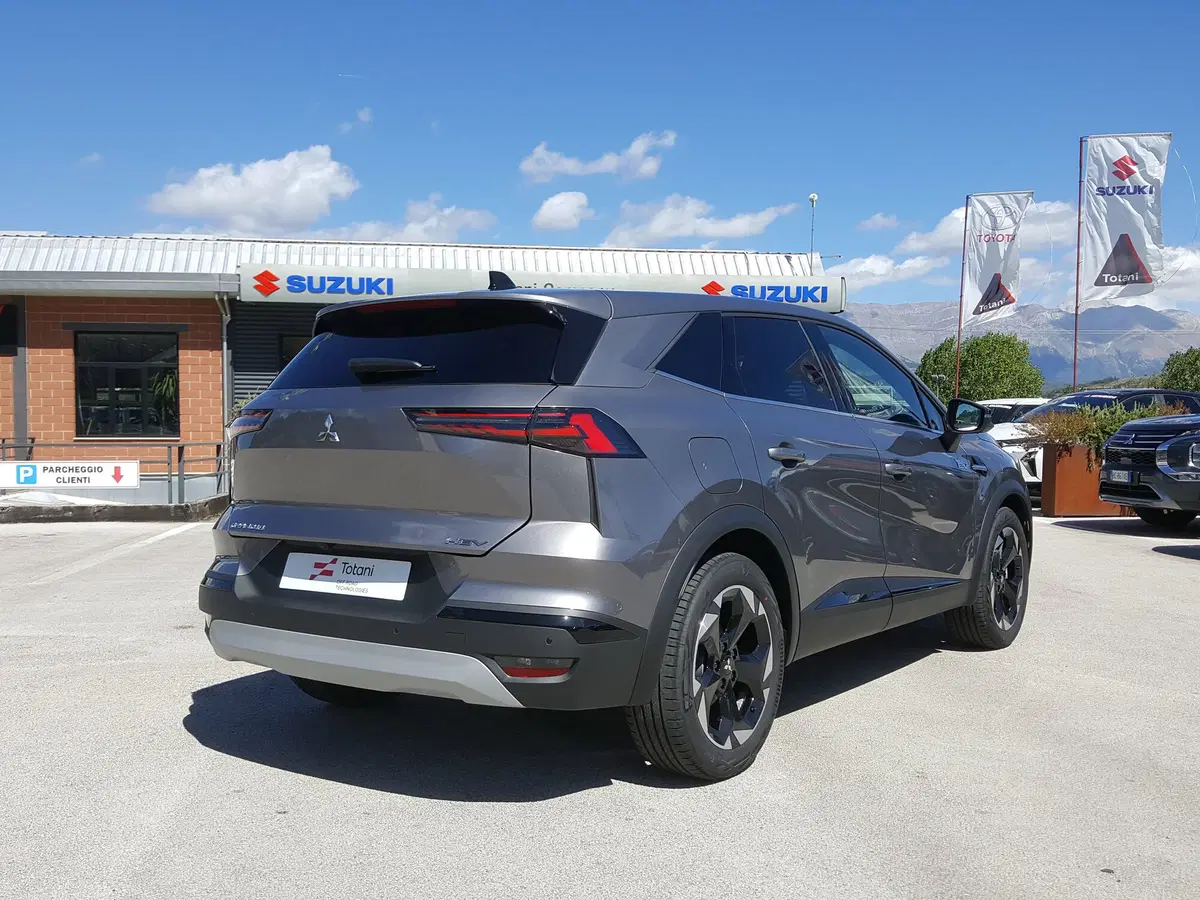 Mitsubishi Grandis nuova a L'Aquila (13)