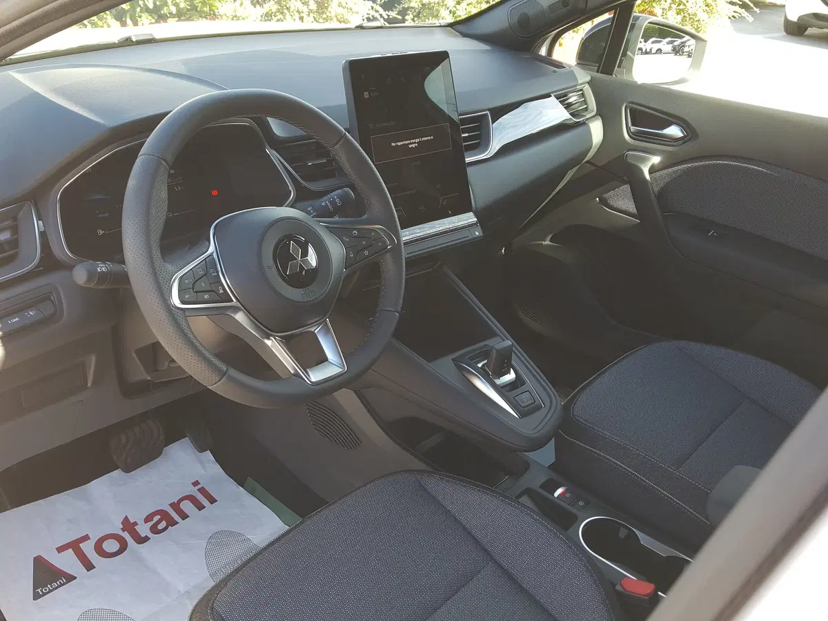 Mitsubishi Grandis nuova a L'Aquila (13)