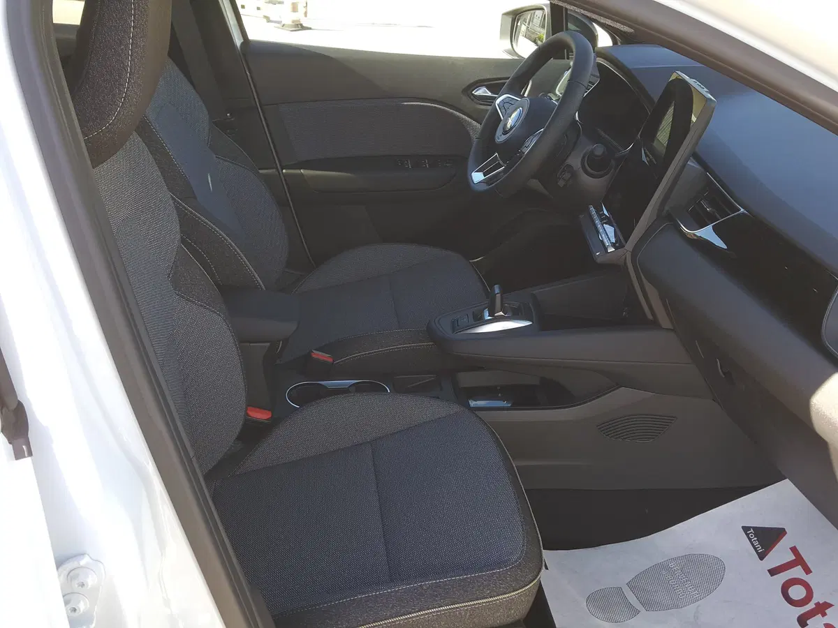 Mitsubishi Grandis nuova a L'Aquila (19)