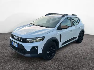 Dacia Sandero Stepway 1.2 Eco-G Extreme 120cv auto del 2026 usata a Roma
