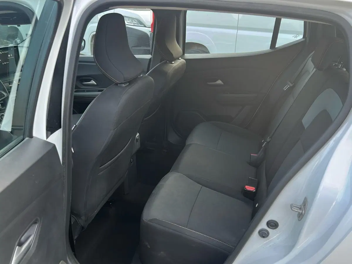 Dacia Sandero Stepway usata a Roma (12)