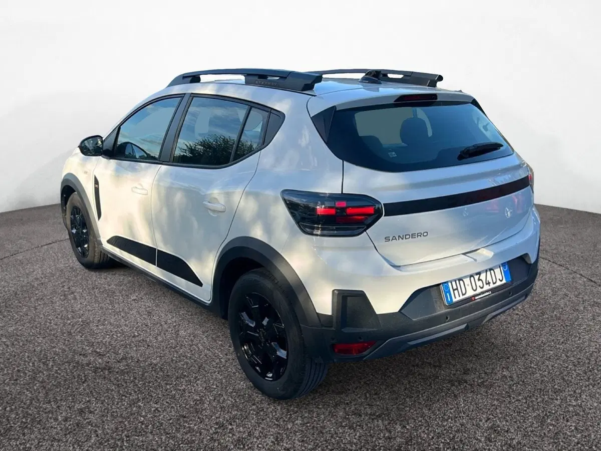 Dacia Sandero Stepway usata a Roma (4)