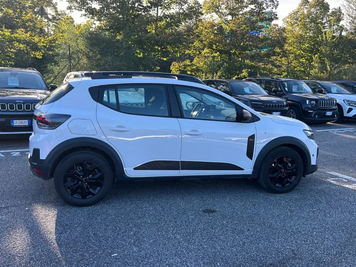 Dacia Sandero Stepway usata a Roma (6)