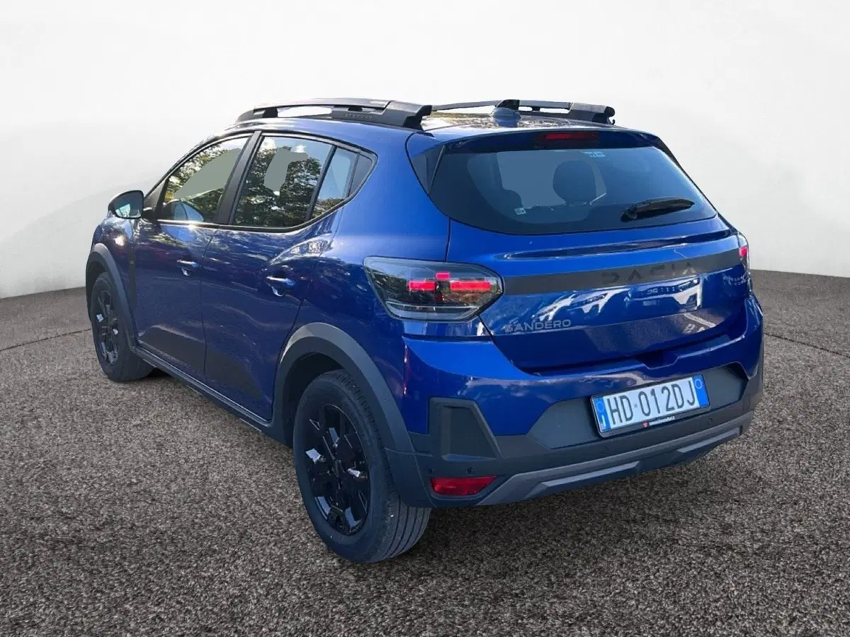 Dacia Sandero Stepway usata a Roma (4)