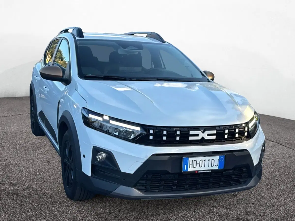 Dacia Sandero Stepway usata a Roma (2)