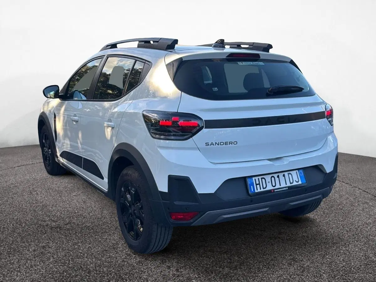 Dacia Sandero Stepway usata a Roma (4)