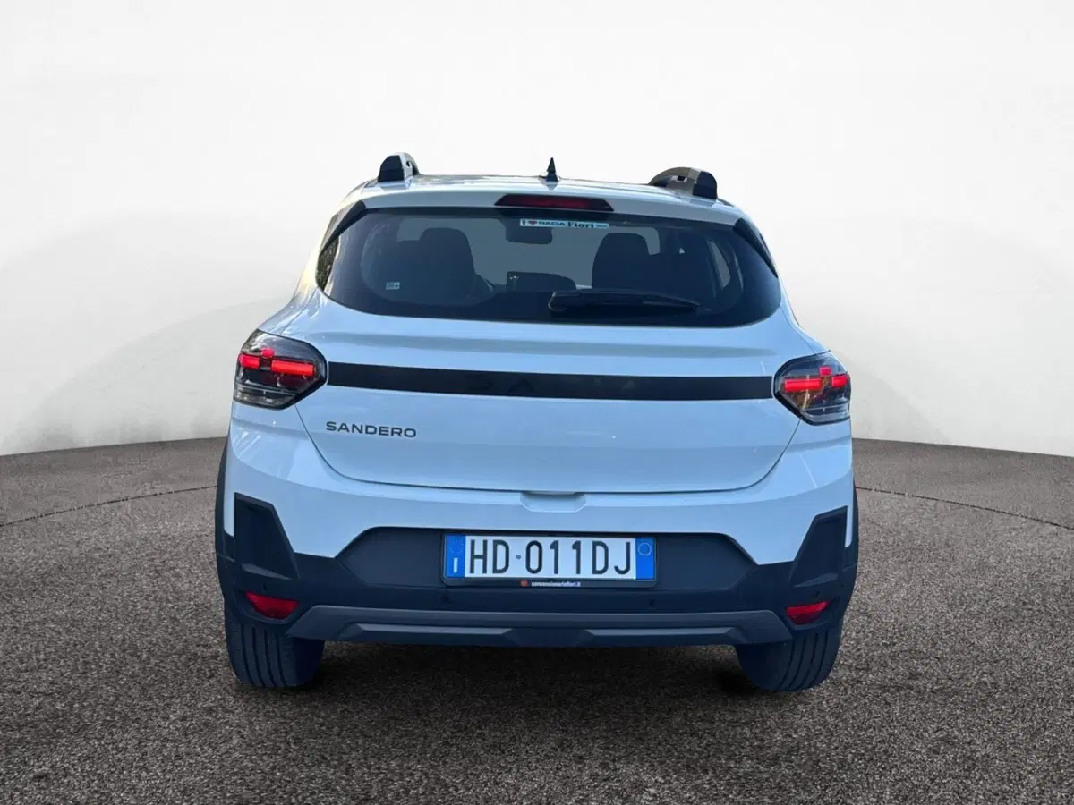 Dacia Sandero Stepway usata a Roma (5)