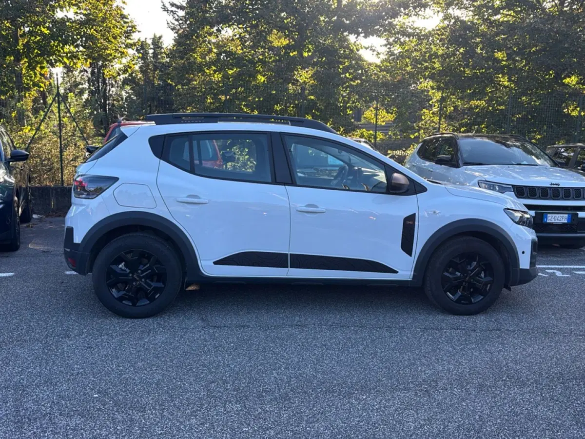 Dacia Sandero Stepway usata a Roma (8)