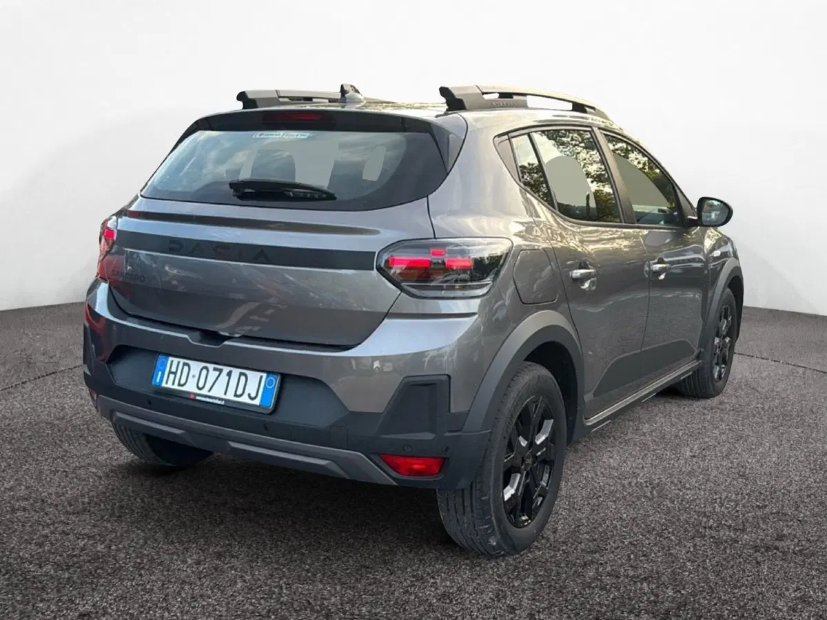 Dacia Sandero Stepway usata a Roma (3)