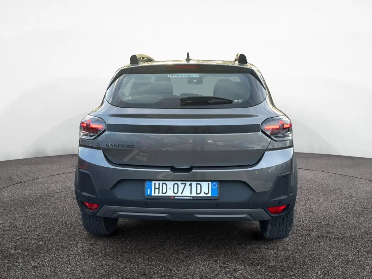 Dacia Sandero Stepway usata a Roma (5)