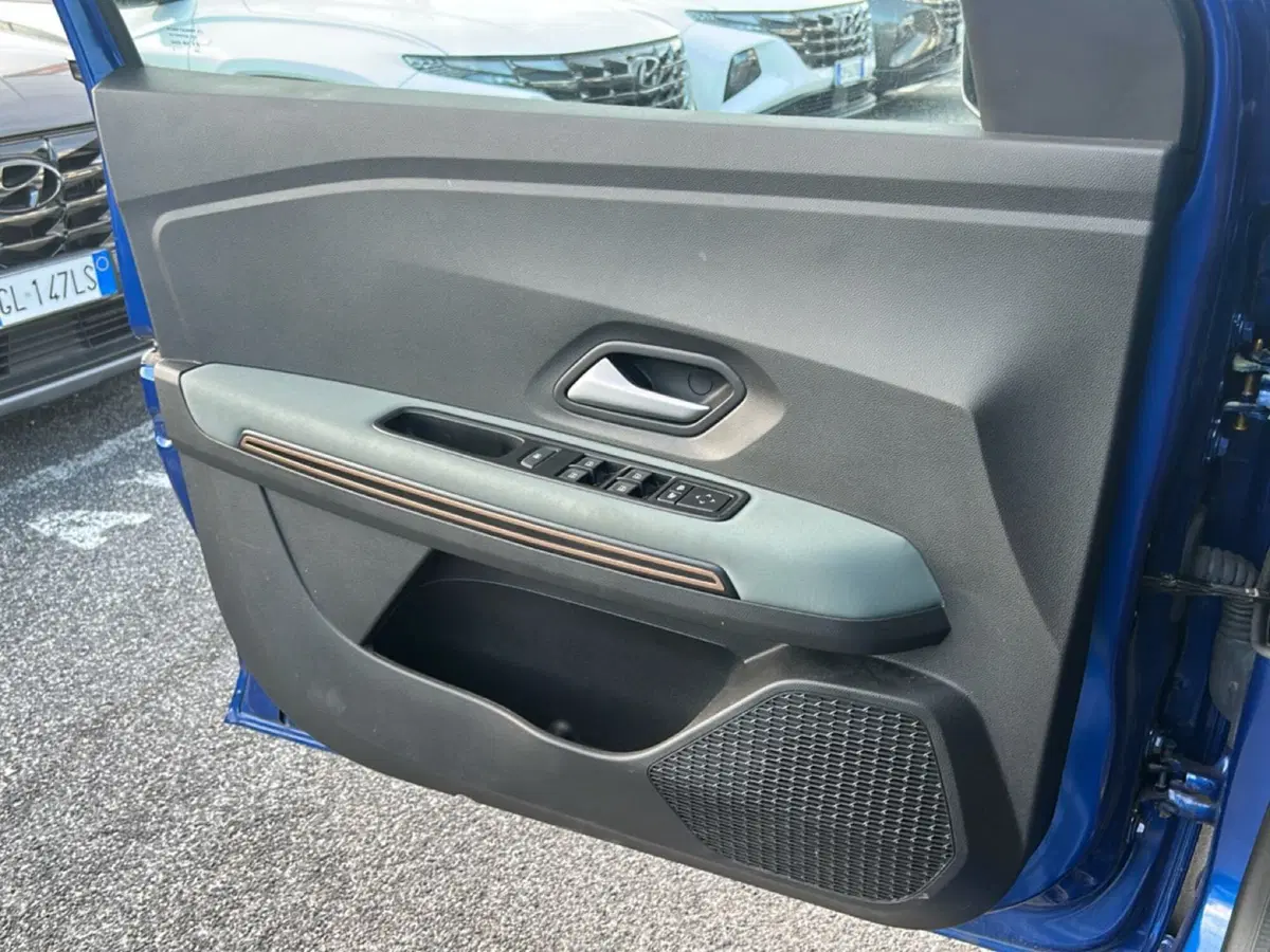 Dacia Sandero Stepway usata a Roma (20)