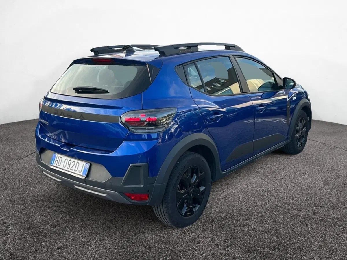 Dacia Sandero Stepway usata a Roma (3)