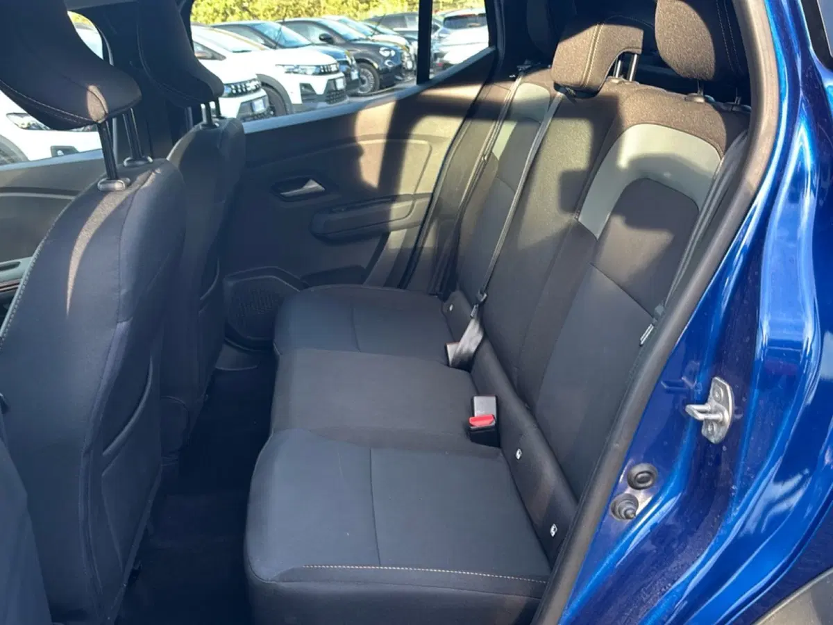Dacia Sandero Stepway usata a Roma (13)