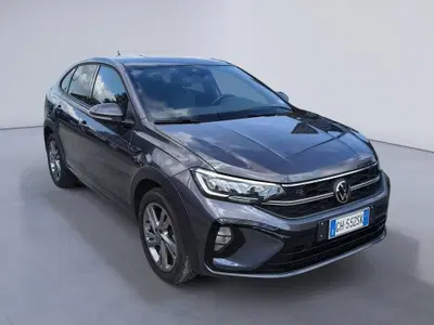 Volkswagen Taigo 1.0 TSI 110 CV R-Line del 2022 usata a Monselice