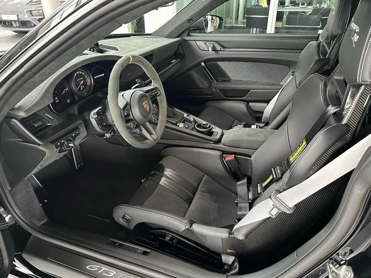 Porsche 911 Coupé usata a Firenze (9)